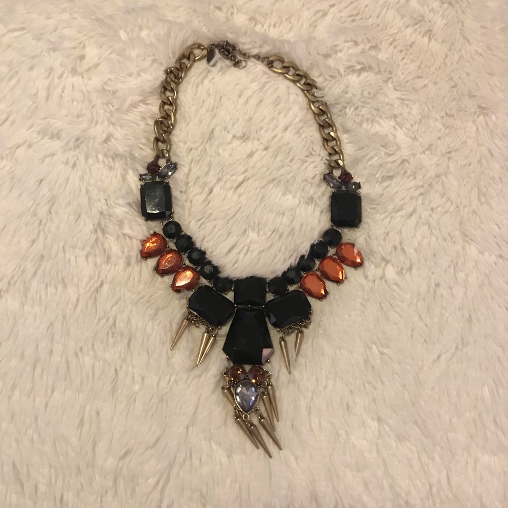 Statement necklace